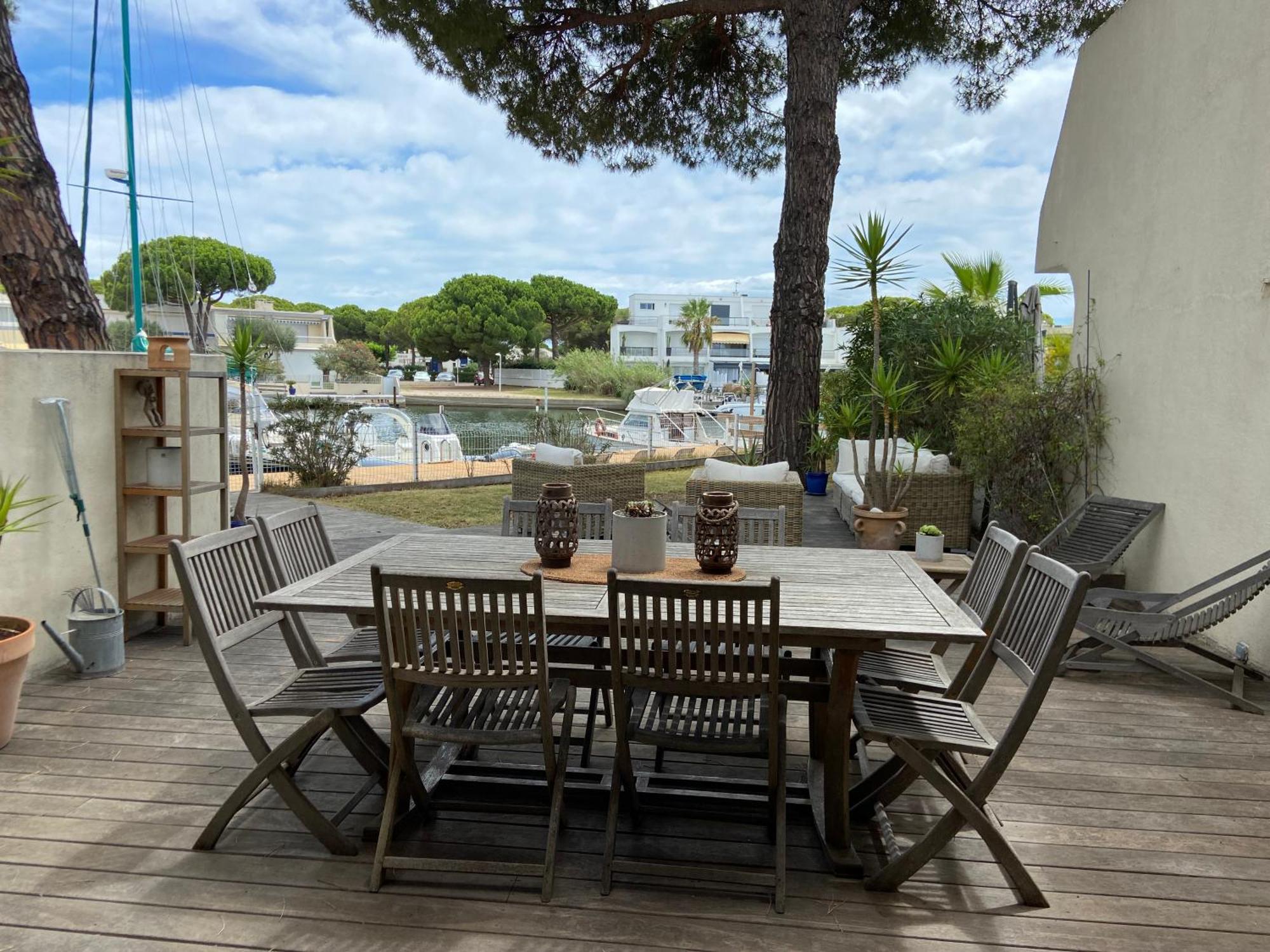 Marina Avec Place De Bateau A Port Camargue Le Grau-du-Roi Kültér fotó